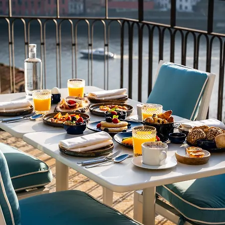 Maison Bleue By Foz Hotel