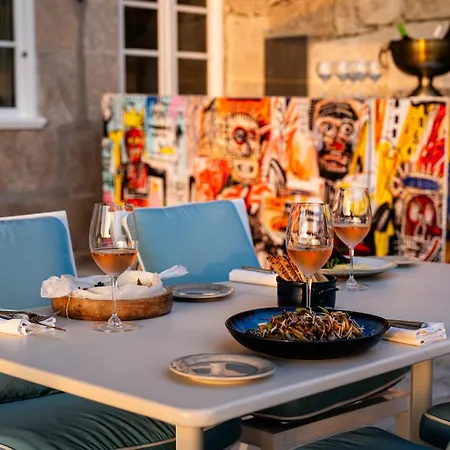 Maison Bleue By Foz Hotel 4*
