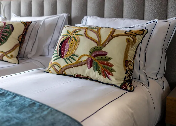 Maison Bleue By Foz Hotel 4*