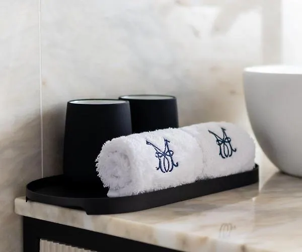 Maison Bleue By Foz Hotell